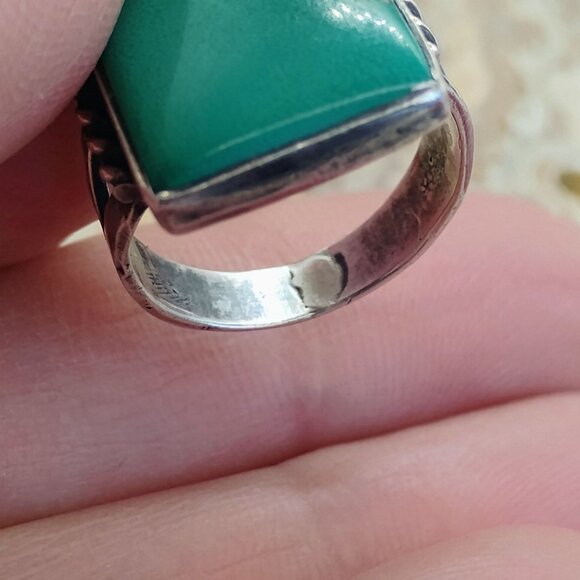 Vtg Native Sterling Silver Green Turquoise Ring Large Rectangle Size 6.5 - Picture 10 of 12